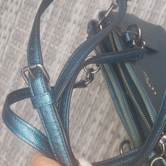 ❤COACH Metallic Teal Crossbody Bag EUC - Picture 11 of 12